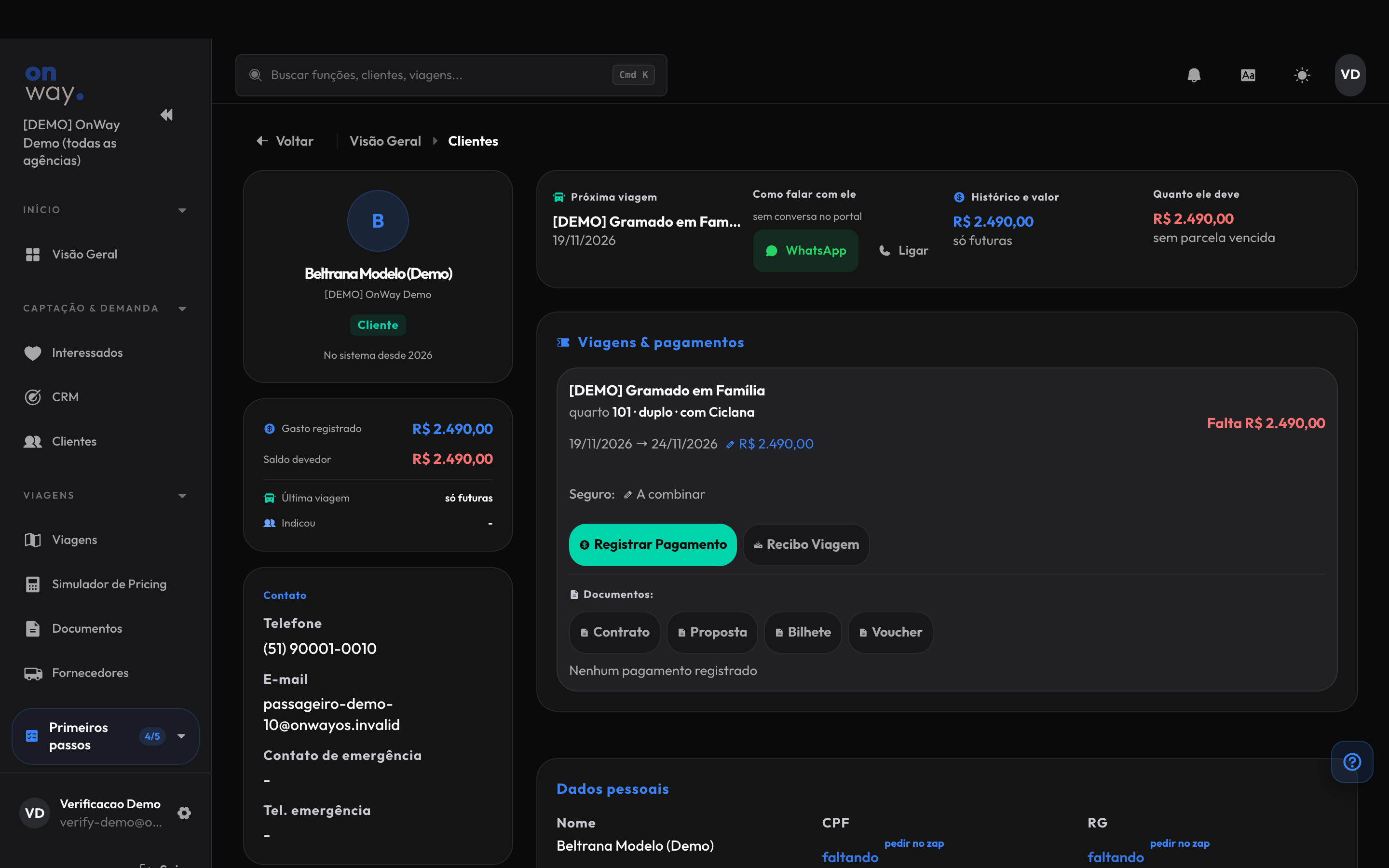 Ficha 360 de um cliente no OnWay: total investido, viagens e pagamentos, linha do tempo de contatos e a rede de relacionamento com quem indicou e com quem ele viaja